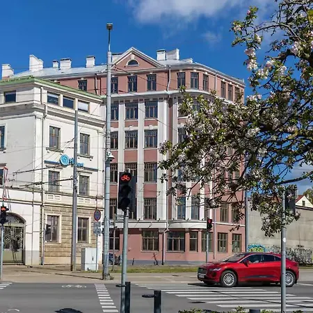 Modernist Loft In Old Town Riga
