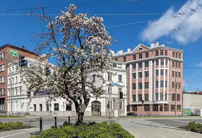 Modernist Loft In Old Town Dzīvoklis