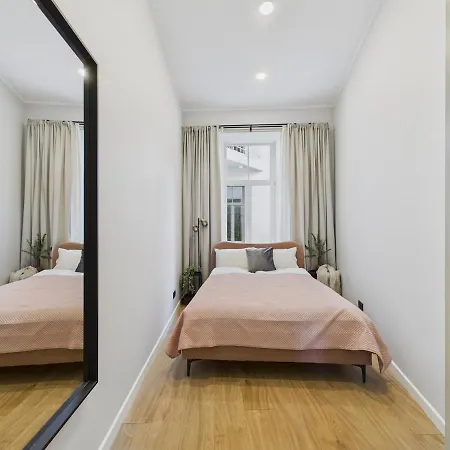 Modernist Loft In Old Town Riga