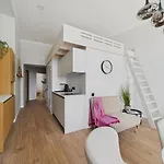 Modernist Loft In Old Town * リガ